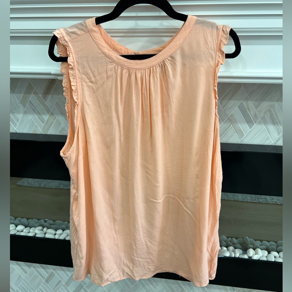 Torrid Light Peach Ruffle Challis Sleeveless Flowy Blouse 2X / 18-20